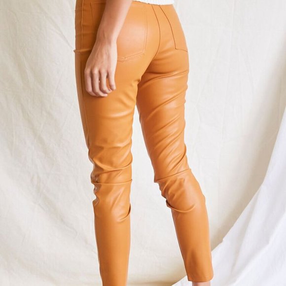 😎 🙌🌟Forever 21 Faux Leather Ankle Skinny Pants - Picture 5 of 9